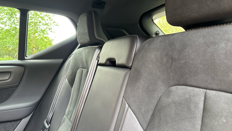 Volvo Xc40 1.5 T3 [163] R DESIGN Pro 5dr Geartronic Petrol Estate